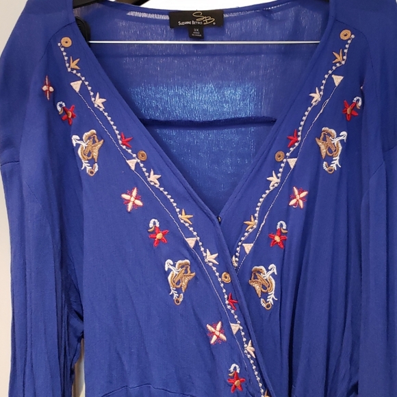 Suzanne Betro wrap blouse with embroidery 3X - Picture 2 of 7